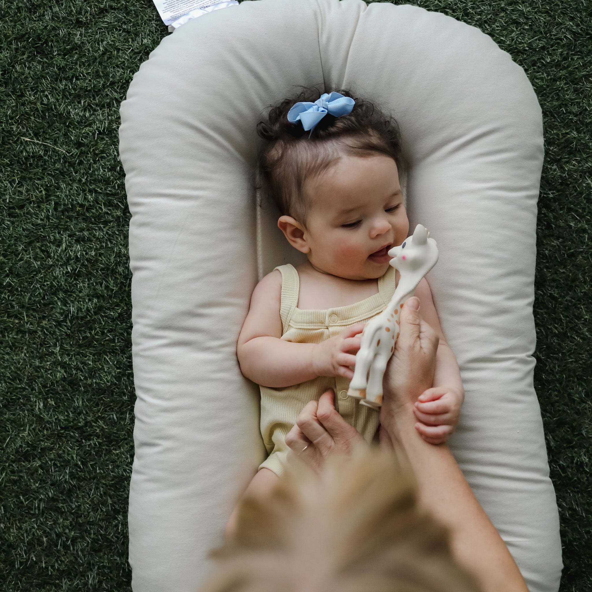 Snuggle Me Organic Infant Lounger – Natural | Blisii