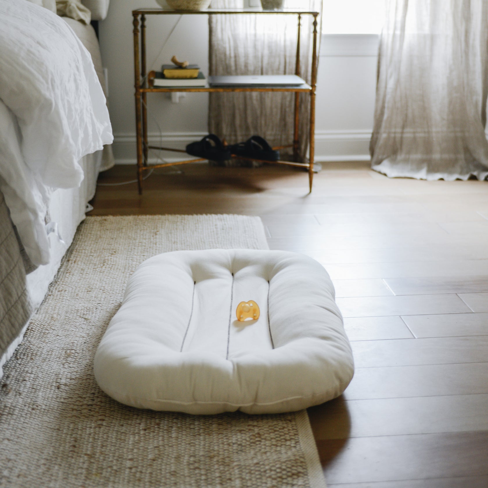 Blisii Organic Infant Lounger - Natural